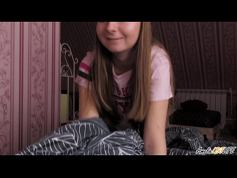 ❤️ Blondie zuigt haar BFF's diep en krijgt Cum in haar mond ❤️❌ Quality porn at us ﹏